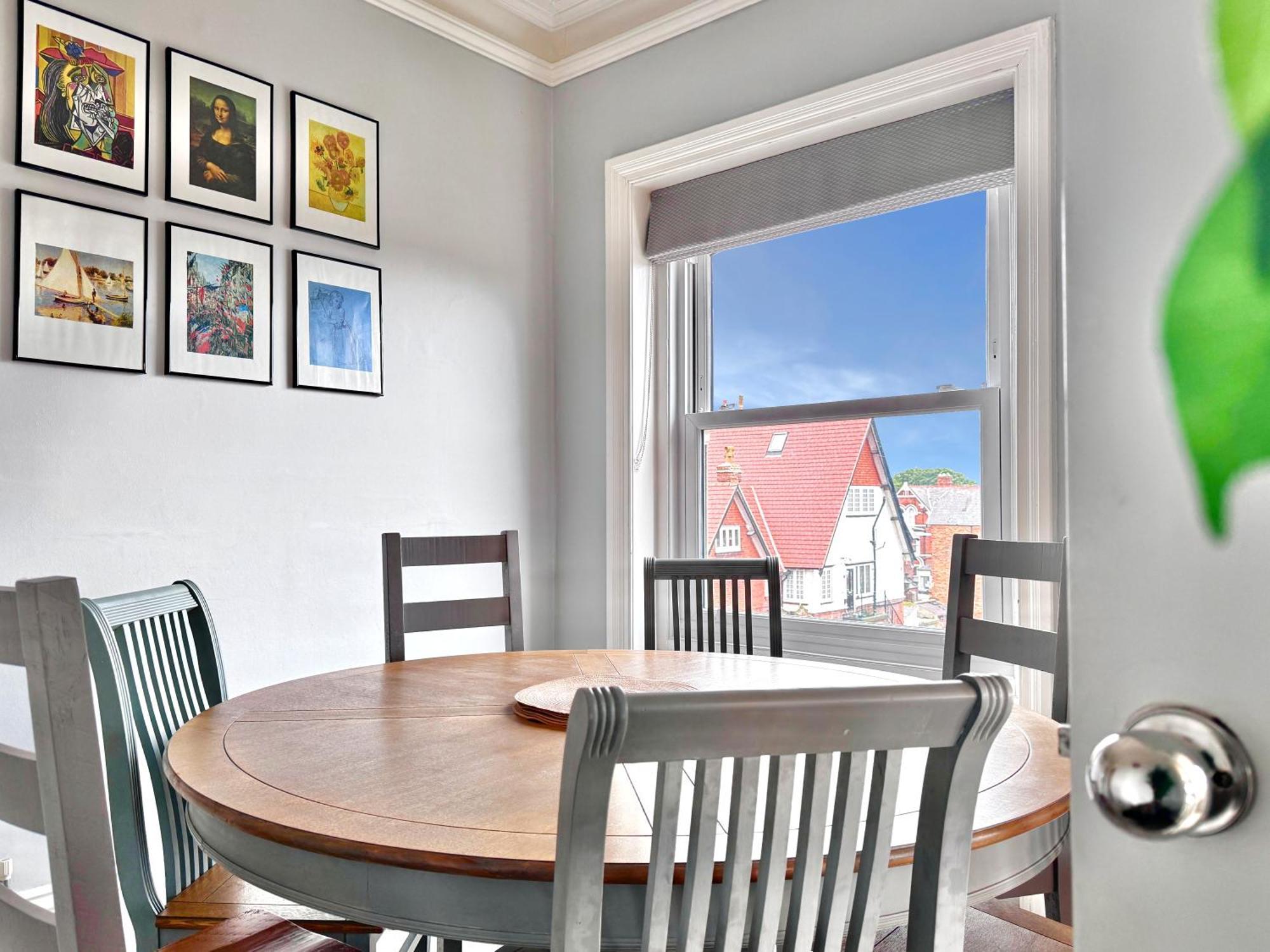 Apartment Victoria With Free Parking Scarborough Extérieur photo