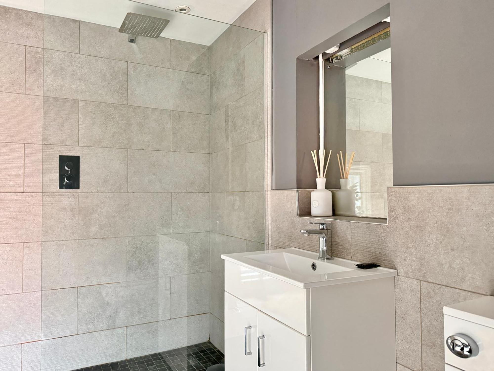 Apartment Victoria With Free Parking Scarborough Extérieur photo