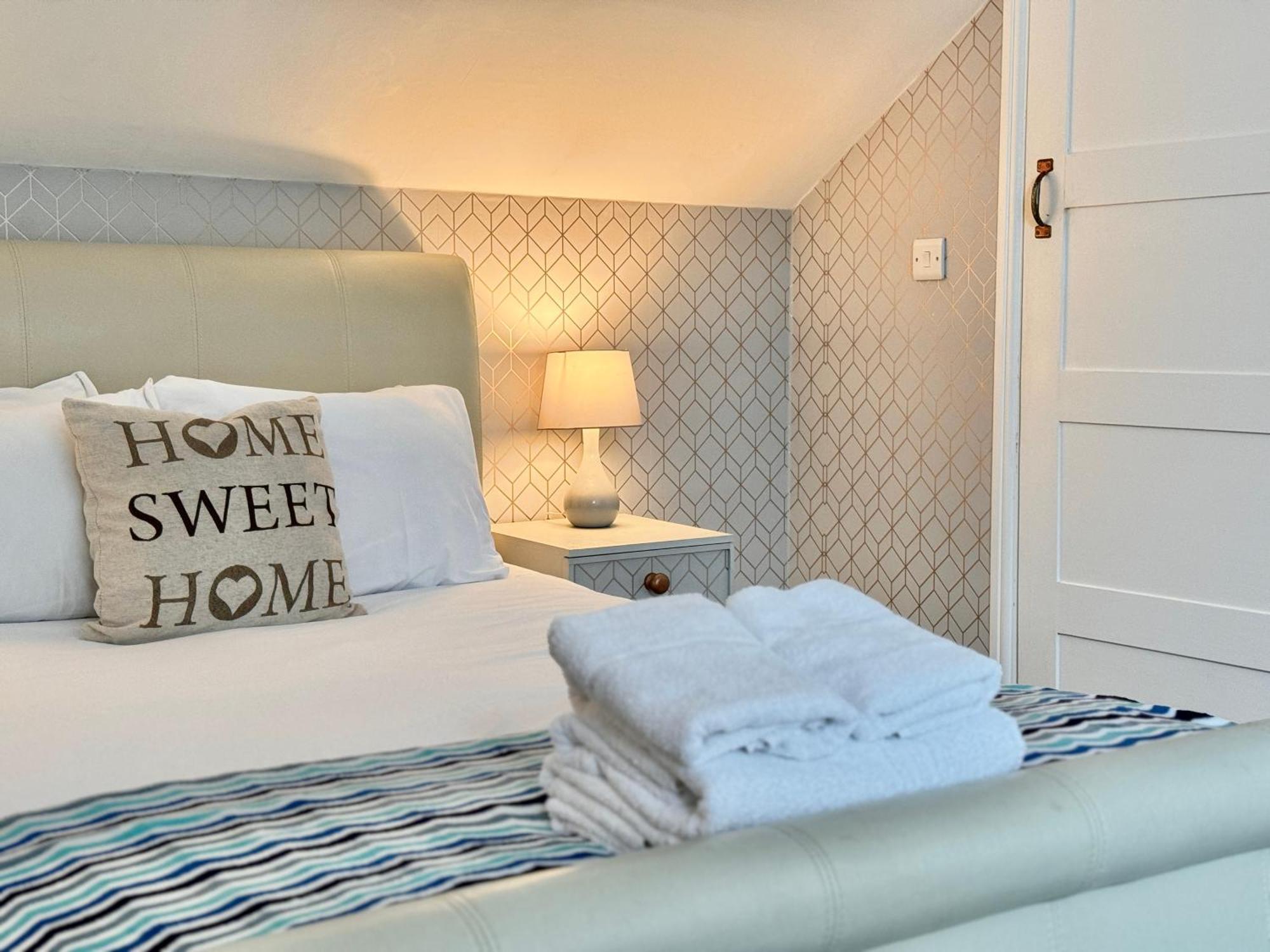 Apartment Victoria With Free Parking Scarborough Extérieur photo
